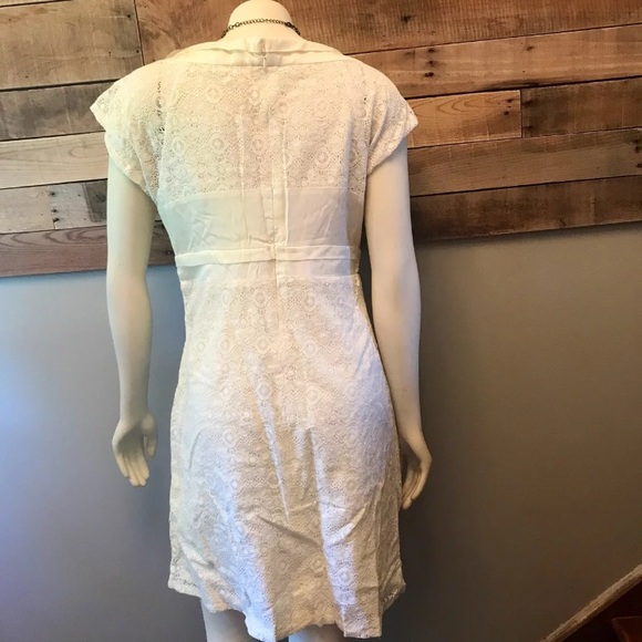 BCBG beautiful ivory lace dress w tags - Picture 4 of 7